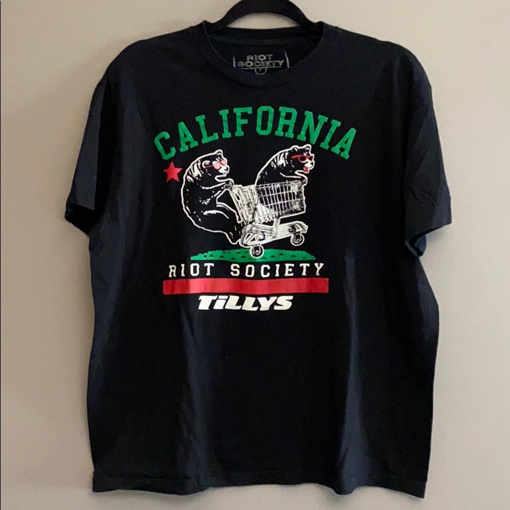 Unisex Tillys Riot Society Black Employee T-shirt